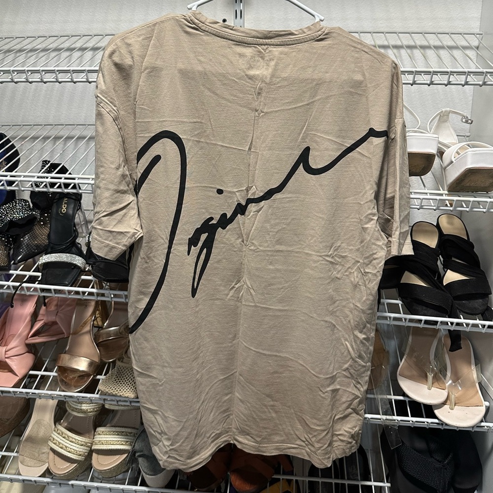 Men’s Letter Graphic T-shirt in Beige